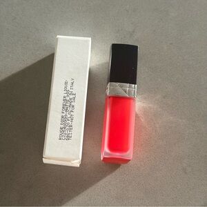 999 Rouge Dior Forever Liquid Transfer-Proof Lipstick